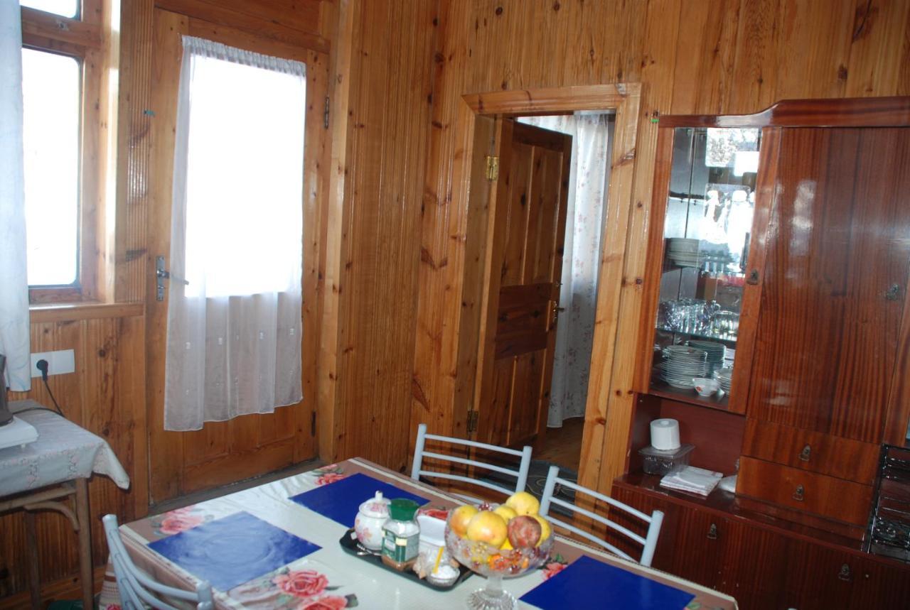 Keti Pilpani Guesthouse Mestia Exterior foto